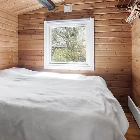 M260-vaeggerlose-lovsangervej-17 * Boto By